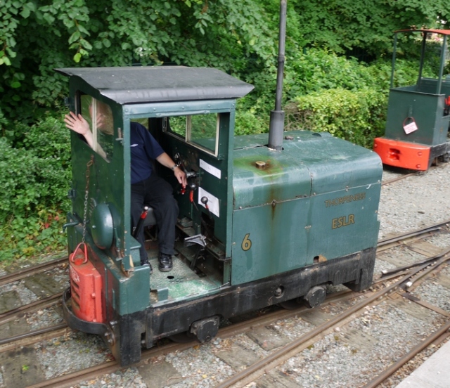 Narrow-gauge railway loco
