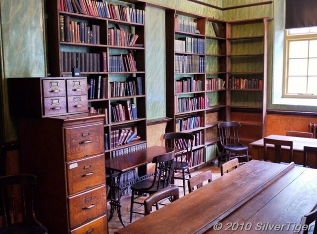 The library, Oakdale Workmen's Institute, St Fagans