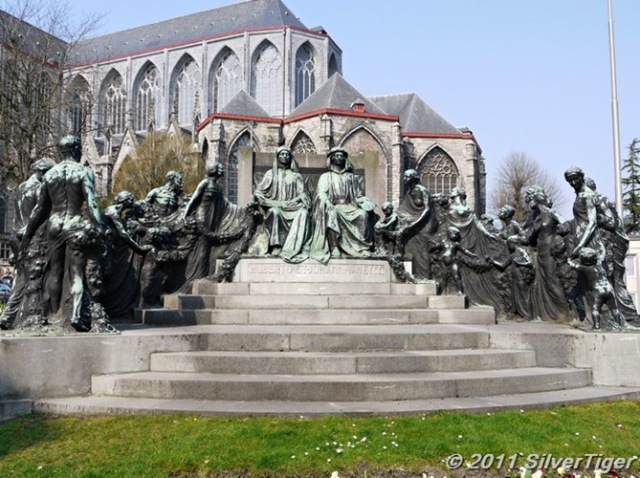 Monument to the Van Eyck brothers
